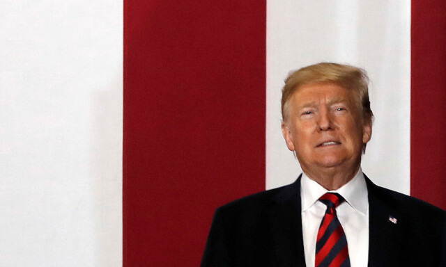 image: Trump vil ha mur, men fikk ikke et øre. Nå er USA «stengt»
